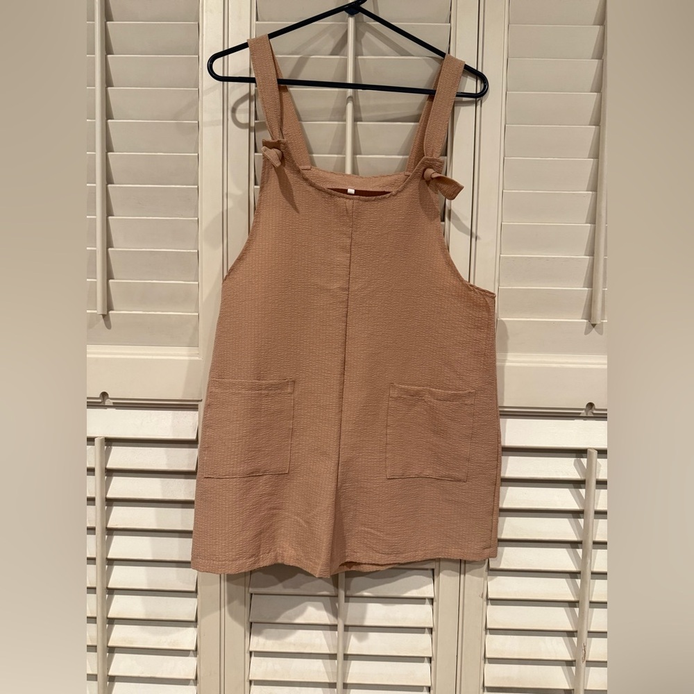 Tan Romper Short Overalls Women’s Size Small